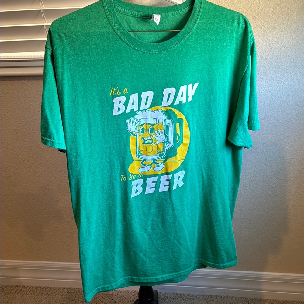 Green Graphic Men's T-Shirt